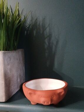 Creative Co-Op Terracotta Red Clay Cochinito Mini Spice Bowl Dish